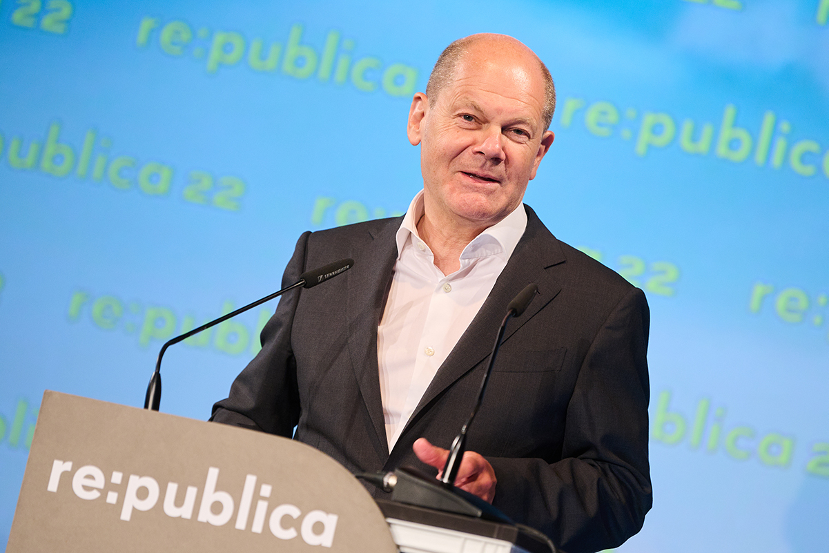 Foto: Olaf Scholz spricht bei der re:publica 2022