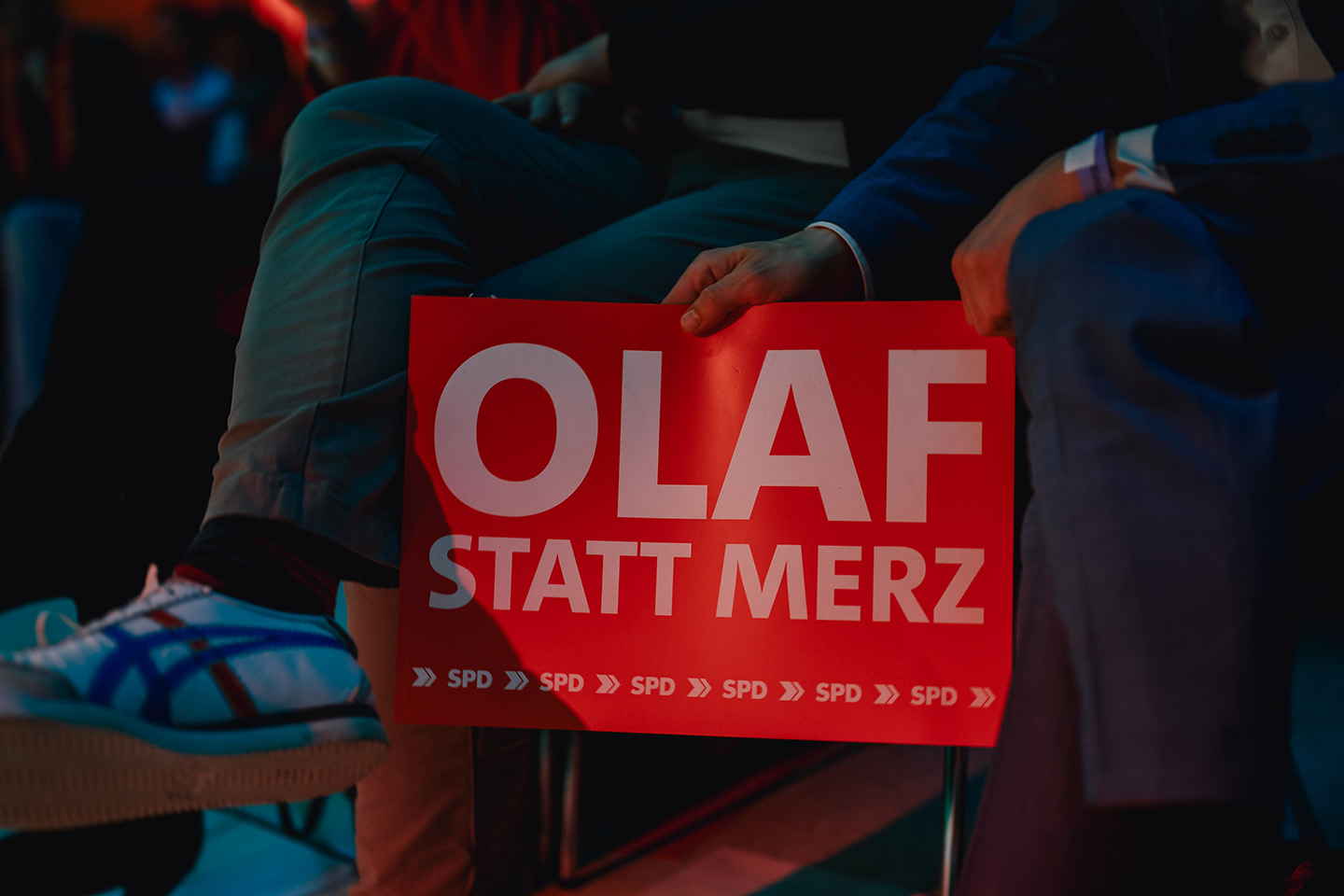 Foto: Schild "Olaf statt Merz"